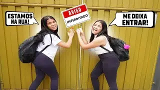 CHEGAMOS ATRASADAS NA ESCOLA E FICAMOS NA RUA! Rotina do Primeiro Dia de Aula