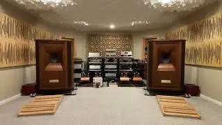 Recreating lucy thomas in the room tannoy Westminster gr biamp 2 pair gaku-on