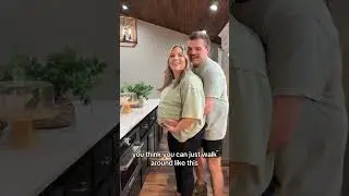 Holding up my wife&rsquo;s pregnant belly #foryou #funny #funnyvideo #fyp