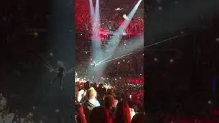 P!nk flying around arena So What Sydney August 2018 Beautiful Trauma World Tour Pink #sowhat #pink