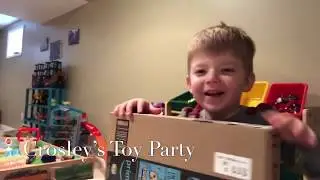 Fingerling Monkey Crosley&rsquo;s Toy Party
