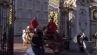 Ambassador Witold Sobk&oacute;w presents his credentials to Her Majesty the Queen