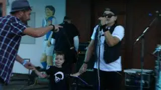 Orloi! - I Believe in Miracles (Ramones cover)
