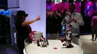 Deutsche Telekom 5G ultra low latency demo robots at MWC18