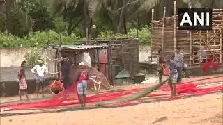 Odisha: Rough sea, strong winds and rainfall in Ganjam district this morning, due to the impact