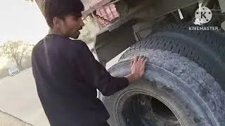 #Hello #bhai log jo dekh sakte hain Ham Apne gadi ko tyre idhar se udhar kar rahe hain#truckdriver