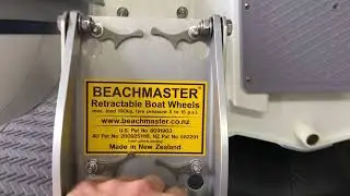 Колеса Beachmaster на лодке Highfield CL