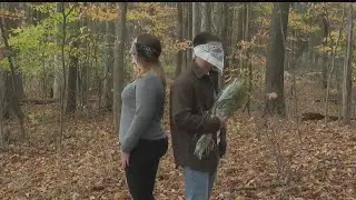 Love at first click? Photographer seeks to make matches with stranger photo sessions