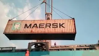 জাহাজে কন্টেইনার কিভাবে লোড-অানলোড করে- How to do container load-unload on the ship. Chattogram port