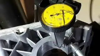 Moto Guzzi 250 2t-lavorazione carter per montaggio albero motore corsa 47mm