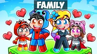 Having a SUPERHERO Family in Roblox