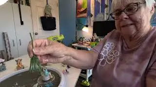 DIY Fairy Garden Thursday: fairy in a jar. #fairygardenthursday