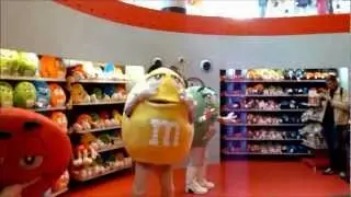 [FULL HD] M&M's dance in M&M's World London!