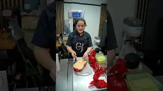 Unboxing keju edam #kejuedam #bakeryoven #kuliner #bakeryindo #food #bakeindonesia #baking