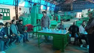 Apprentice ke Vidai me (AWM) Sir aaye....(Machine Shop)