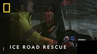 Trucks Collide Head On | Ice Road Rescue | National Geographic UK