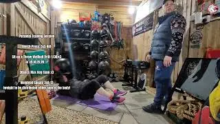 Жим лежа: 5 подходов по 5 повторений с подъемом корпуса, упражнение &laquo;подъем туловища и бросок мяч...