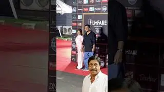 Vineeth Sreenivasan brings his mother to a public event for the first time since Sreeniyettan's passing