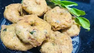 Uzhunnu vada /easy and tasty/crispy Uzhunnu vada/try it😋😋