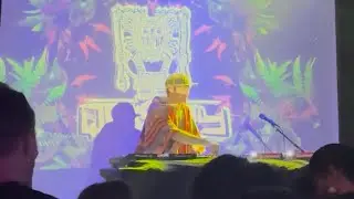 QRiSPY | Live at the Pour House Music Hall with DMVU Visuals by VickibeWicked 
