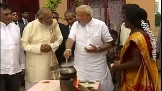 Narendra Modi hands over 27000 new homes to Sri Lankan Tamils in Jaffna