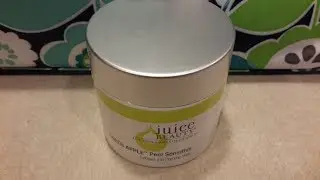Mask Monday | Juice Beauty Green Apple Peel Sensitive Exfoliating Mask