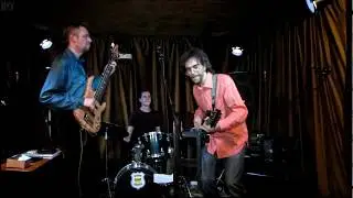 THE POINT TRIO -All of me JAZZ BAR POLICE STATION