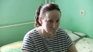 Pani Małgorzata nie widzi, nie chodzi, uwięziona jest na czwartym piętrze kamienicy (UWAGA! TVN)