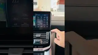 Новая мультимедиа Land Cruiser 300 - от Камри??🤨