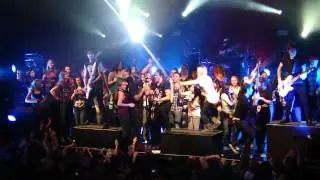 Great Escape by Boys Like Girls (including stage dive)