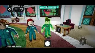 I play squid game in Roblox 