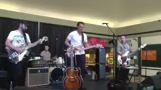 RUSSELL LEE BAND  00067