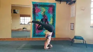 Activate upper abs to keep ribs down - Sirsasana