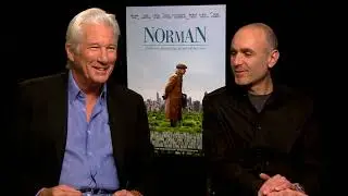 Richard Gere and director Joseph Cedar on 'Norman' (2017)