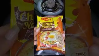 My Favourite Maggie Chicken Noodles🍜🥵🌶️🤤#cvs #noodles #maggi  #shorts #food d