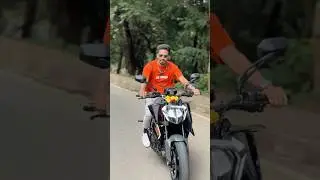 My bike gave up&hellip;KTM picked me up😅. The New KTM Duke 390 Gen 3 #readytorace #KTM #readytorace