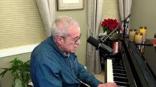 Dan Alan Levine plays Holiday Music