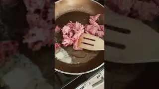 How to feed pit bull puppies to become huge and strong.