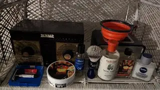 Gillette Black Tip Razor/PAA Phoenix Lights Shaving Soap