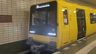 Neue Berliner U-Bahn Baureihe J im U-Bahnhof Tierpark auf Testfahrt