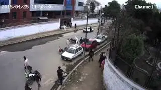 Dharahara Fall Down