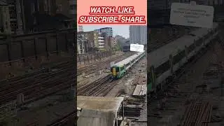 roaring Southern Commuter train inbound Victoria #london #transportforlondon #publictransport #tfl