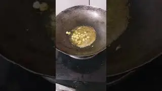 How to make broad beans ,tomato, and 🥔 potato chokha #sabji making# by mom🌸#♥️ YouTube shorts#viral 