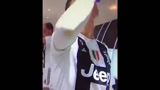 Cristiano Ronaldo Epic Crazy Dressing Room Scene|Ronaldo BackStage