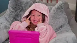 The Comfy Dream Jr Quarter Zip Wearable Blanket on QVC