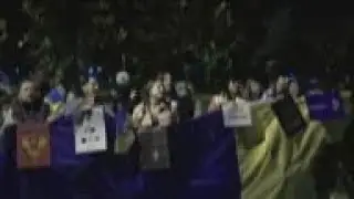 Ukrainians in Bucharest protest Russian strikes