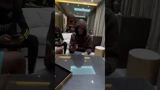 DigDat Buys Himself A New Chain And Pendant From A Jewellers | Audio Saviours