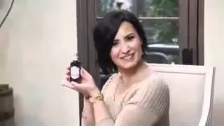DEMİ LOVATO   DEVONNE BY DEMİ WİTH WİLMER