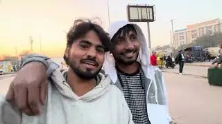 Delhi रेलवे स्टेशन पर में गया था अपने भाइयों को छोड़ने | यह लोग जा रहे हैं चेन्नई 