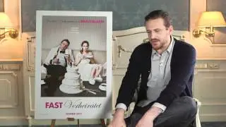 JASON SEGEL on THE FIVE-YEAR ENGAGEMENT / Fast verheiratet Interview